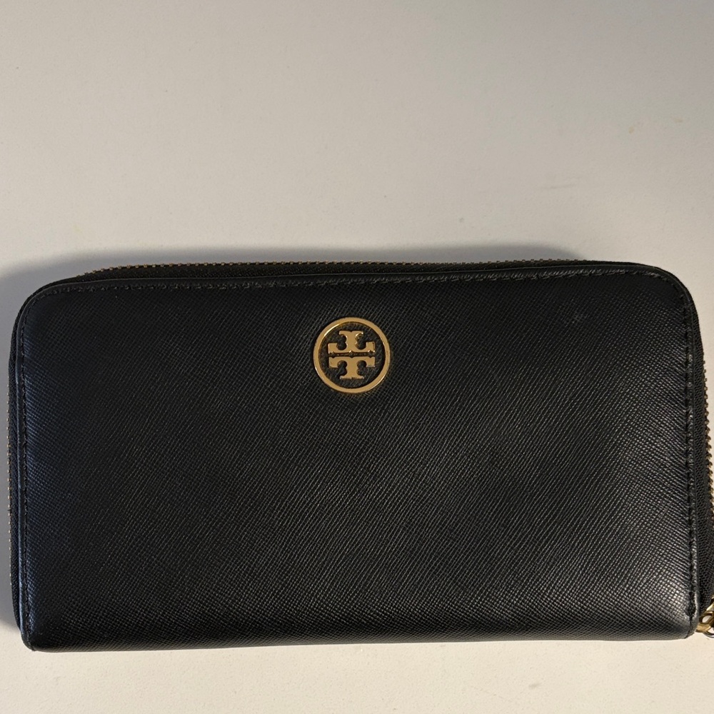 Tory Burch Black Zip Wallet with Gold Emblem